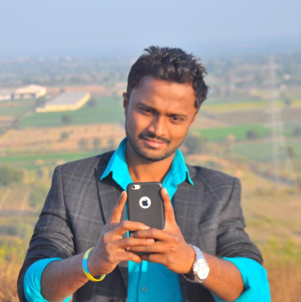 TEAM.MEMBERS.CEO.NAME